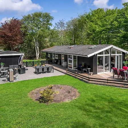 Vakantiehuis 3 Bedroom Cozy In Hemmet