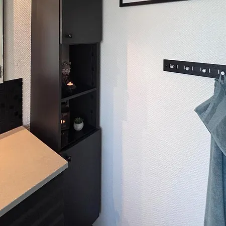 3 Bedroom Cozy In * Hemmet